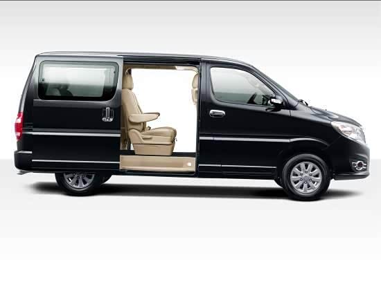 【阁瑞斯2TR原装发动机与汉兰 达不相上下_方