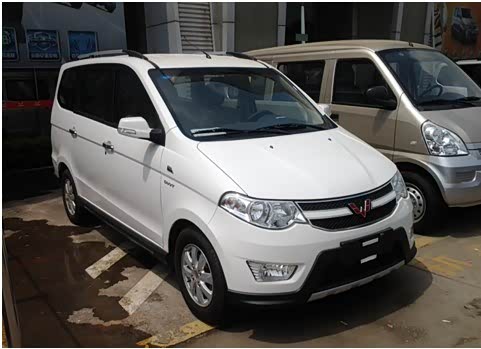 【在一起的幸福--新款五菱宏光S推荐会_柳州双新贸易五菱新闻】-汽车之家