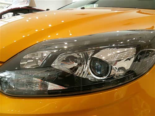 深圳第一台福克斯ST震撼登陆宝安标特