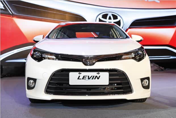 【米加顿与红色高跟鞋 悬疑才刚刚开始_内蒙古