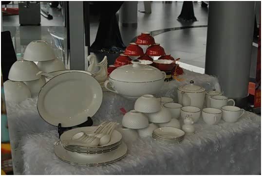 【乐清华星奔驰情人节婚庆活动甜蜜启动_乐清