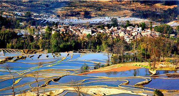 边陲小镇的故事 130648193270484061.jpg