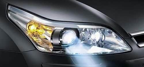 【图】卤素灯改氙气灯危险 或导致看不清道路