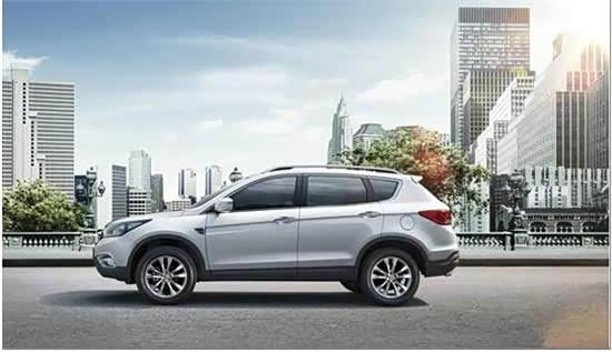 风神ax7正式上市. 作为东风风神首款suv,ax7依托东风汽车高清图片
