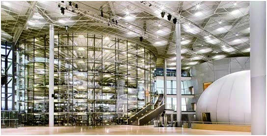 进口大众 智选辉腾 艺术与品质的结合广告