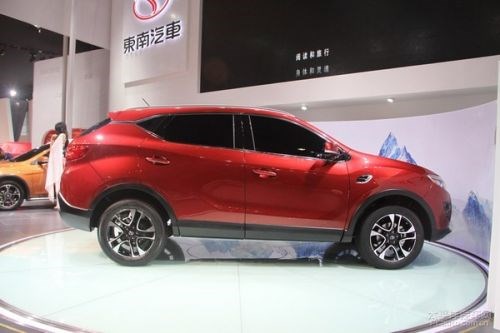 【东南DX7博朗将7月上市 计划再推两款SUV_