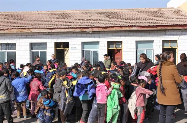 【温情暖冬青海之星化隆科才昂完小公益行_青海之星汽车新闻】-汽车之家