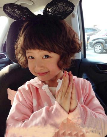 【图】4岁萌娃走红 一头卷发被赞东北邓波儿
