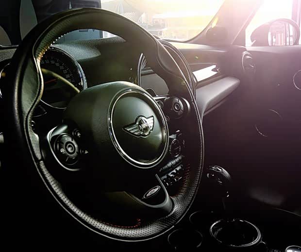 【MINI与光的碰撞 MEC摄影课程完美收官_佛山