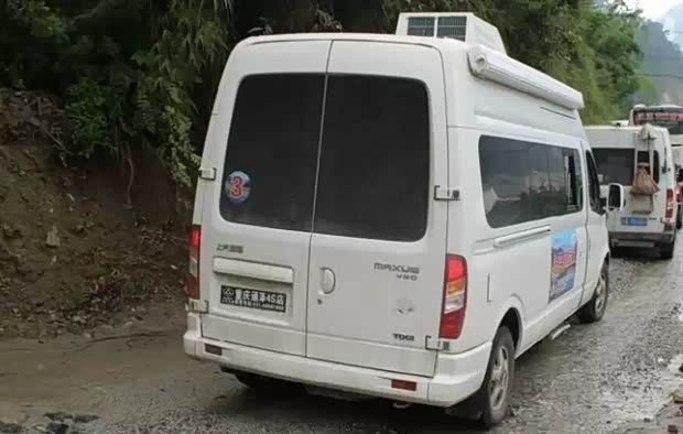 【川藏高原上汽大通房车来了!_山东万华新闻】