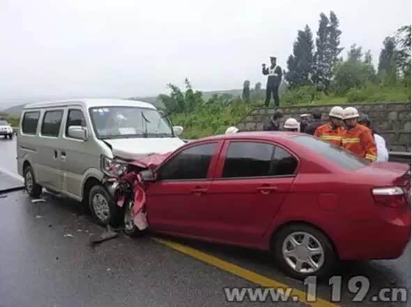 【论撞车的正确姿势_上海格林威汽新闻】-汽车之家