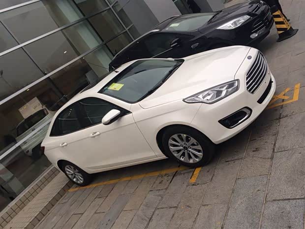 【图】全新福睿斯到店啦!威海福鑫火爆预定中