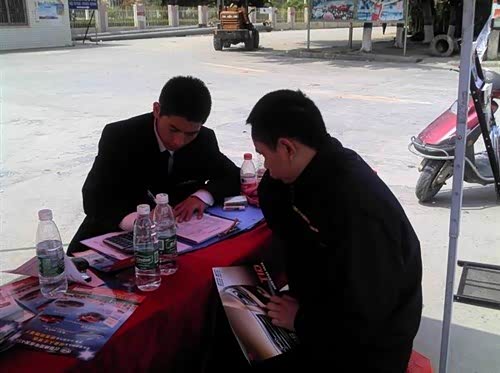 【真诚上门 服务到心 河源永发比亚迪汽车紫金