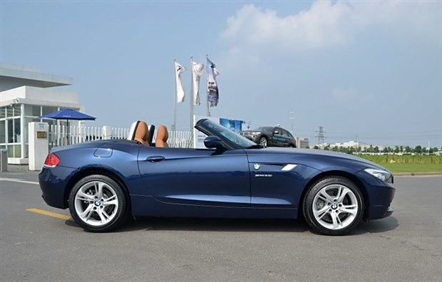 【泰州信宝行宝马4s店 bmw z4 深海蓝_汽车新闻】-网