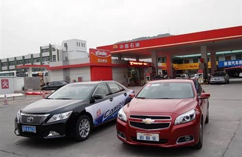 【新凯美瑞与迈锐宝真实油耗对比测试_百事达