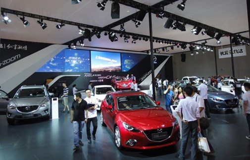 mazda3 axela昂克赛拉耀临重庆国际车展