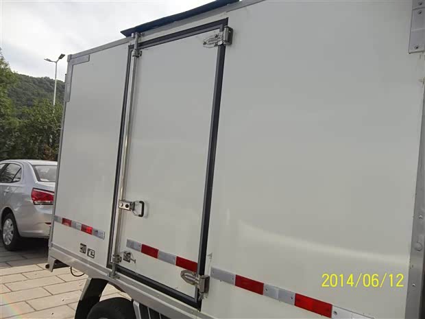 【威海五菱4S店新到单排箱货带侧开门_威海恒