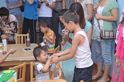 福利院领养孩子能挑吗 129873237818004965.jpg