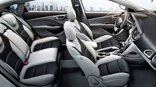 【小汽车什么位置最安全 你知不知道呢_银川上