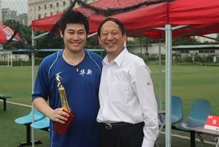 【东风南方杯足球赛闭幕式隆重举行_东风南