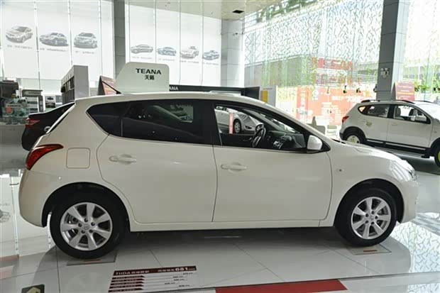 【故障处理 汽车车身划痕的处理方法_东风南方