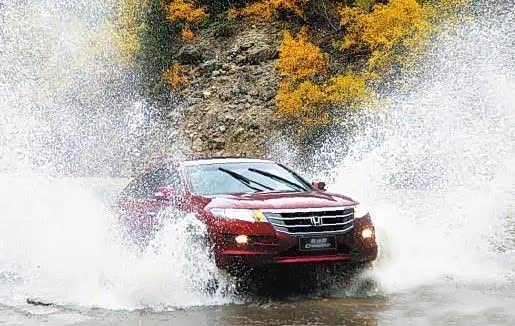 【浙江金瑞提醒您 下雨天驾车注意事项_浙江金