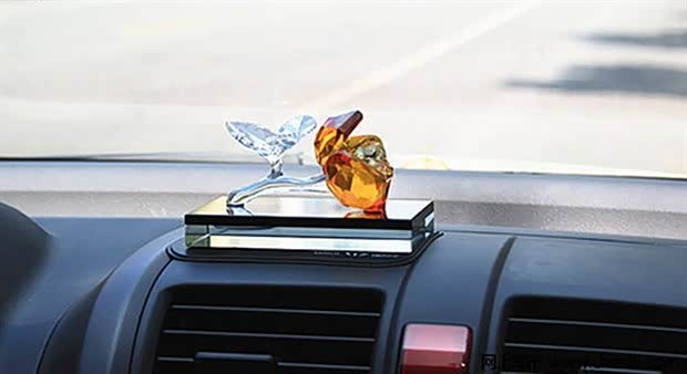 【远离车内的隐形杀手:劣质香水伤害最大_金华金煌新闻】-汽车之家