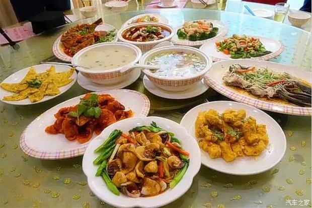 【BMW2系运动旅行车信阳茶文化试驾游招募_