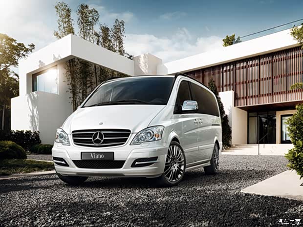 【极致体验 一试倾心 奔驰多功能时尚MPV_海