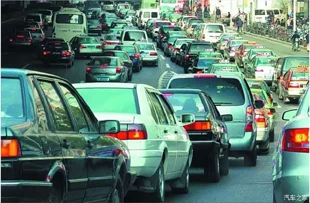 【遭遇周末堵车 如何保全您的爱车呢_宜宾仁孚