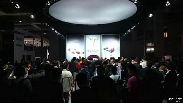 【低调特斯拉在上海车展高调普及新能源车