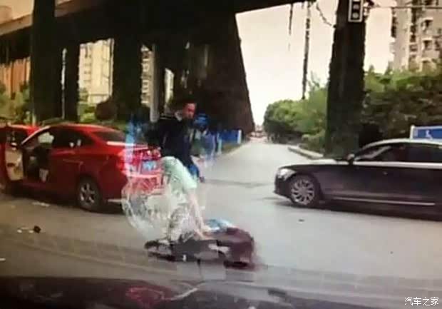 【新闻热点 成都被打女司机事件后续报道_桂林