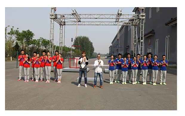 安七炫搞怪引爆笑 传祺GS4助力电影新青年_广