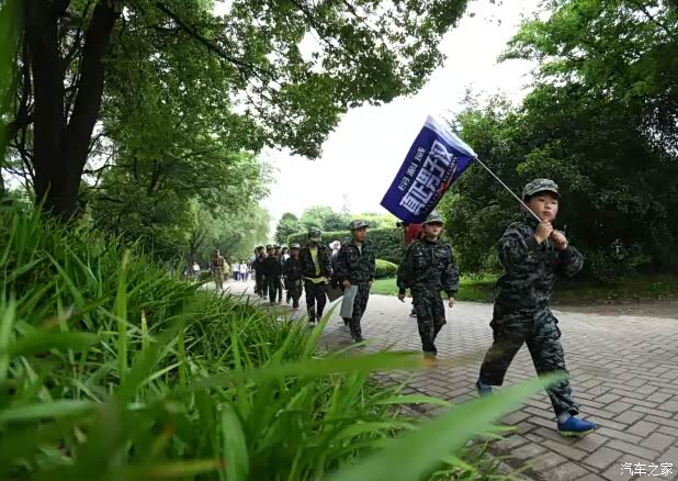 【别克昂科威 小小男子汉 六一训练记_曲靖鸿