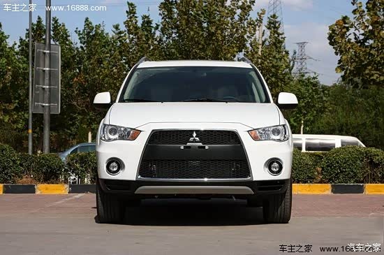 【欧蓝德EX 2.4L用车成本:月均花费3015元_桂