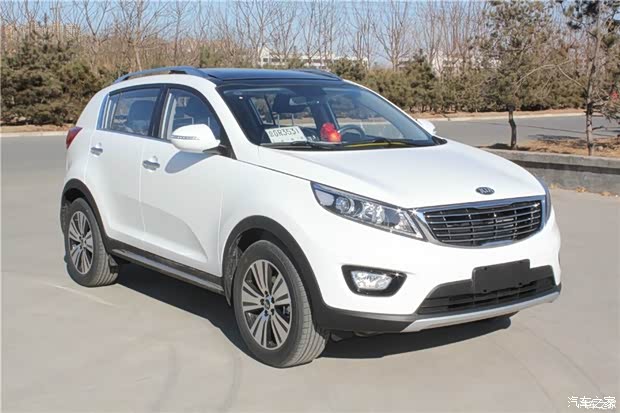 【梅雨季节 起亚新智跑靓出风景_阳江德诚起