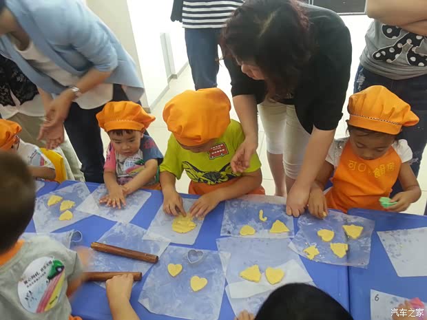 【童心同悦-宝景烘焙小课堂温馨落幕_青岛宝