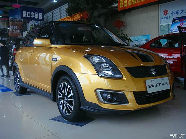 【雨燕双色砂石金新车到店 售价6.98万_吉林华