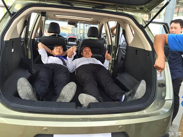 华西村人均收入_云南人均身高