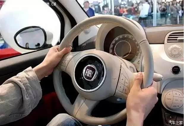 【女司机天生马路杀手 那是因为你没选对车!_