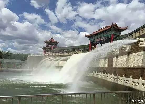 【自驾全能男神畅游喀纳斯Let s go!_汽车新