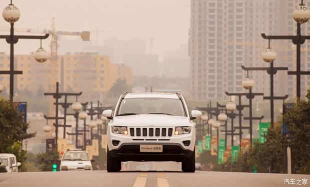 jeep指南者直降超3万高清图片