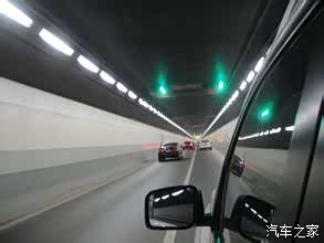 【经长江隧道时速超88公里将处罚_南京昌润汽