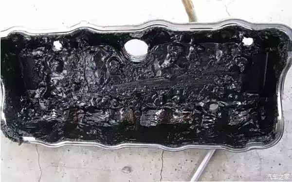 【假机油防不胜防 还是正规4S店比较靠谱_江