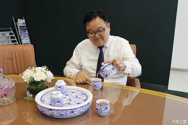 【宾利是一种生活态度-专访宾利济南王澎_济南