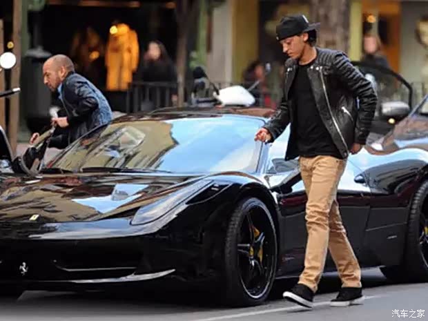 【明星与法拉利的不解情缘_济南润之意汽车新