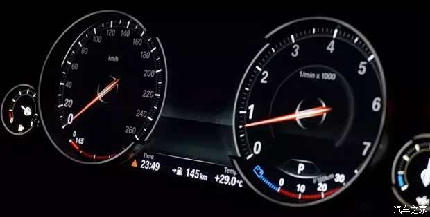 【未来!宝马5系换装高科技液晶仪表盘_广东粤