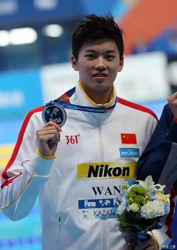 【中国人的喀山疯狂之夜 游泳队 吉利博瑞_楚