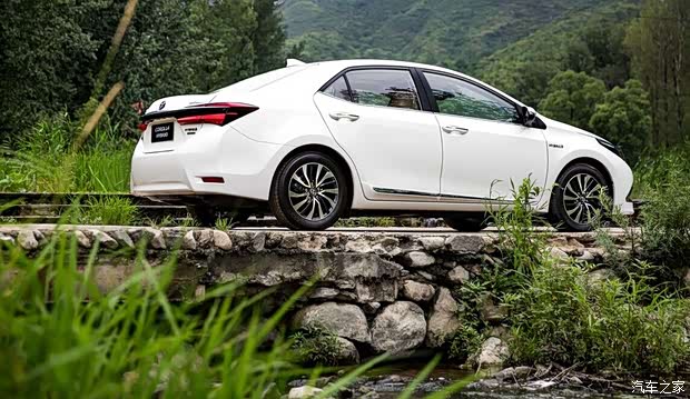 【图】卡罗拉油电混动 高新丰田全面接受预定