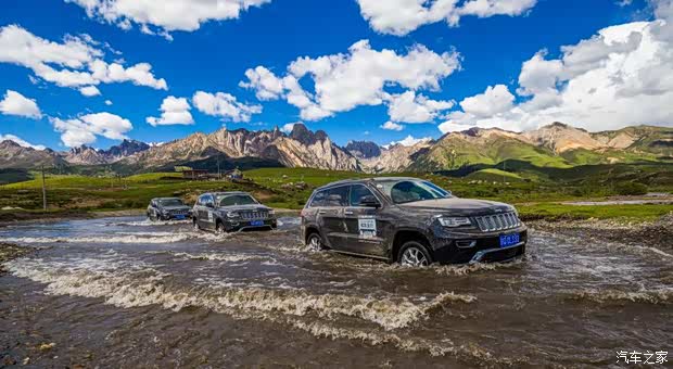 【无极致不旅行 看大切诺基如何玩转西藏_浐灞